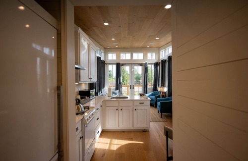 Wyoming Cabin | Modern Cabin w/Forest View & Access 70+ Amenities