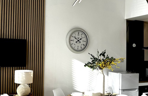 Dumbarton Apartment | Modern Castlegreen Lux Apartment