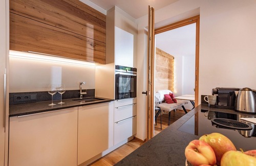Kitzbuehel Apartment | Modern chalet with a spacious patio
