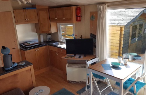 Renesse Ski Chalet | Modern chalet in Renesse at the 5* Beach & Camping Resort Julianahoeve