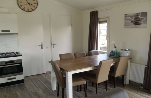 Municipality of Hellevoetsluis Ski Chalet | Modern Chalet near Marina