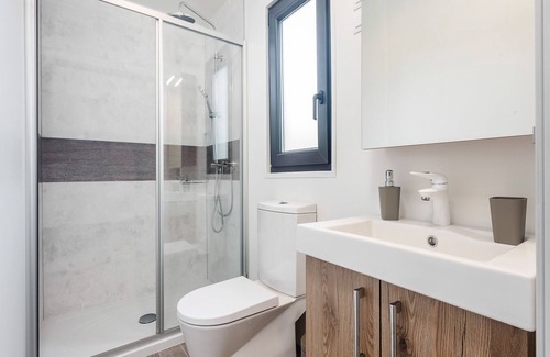 Vabriga Ski Chalet | Modern chalet with porch, 11 km from Porec