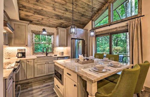 Deep Gap House | Modern Chic Cabin with Game Room and Hiking Trails in North Carolina
