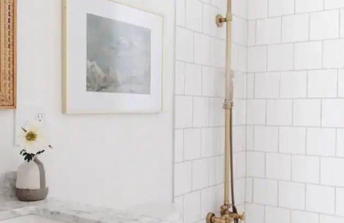 Marietta House | Modern & Chic Cottage in Marietta