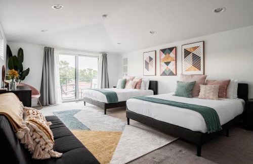 Highland House | Modern Chic - Spacious Duplex - Highlands