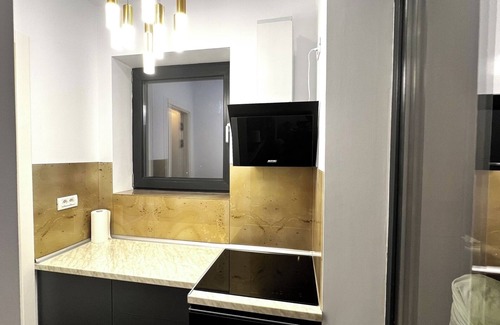 Sector 1 Apartment | Modern City Home w. A/C