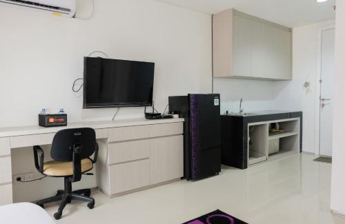 Serpong Apartment | Modern City View Studio Apartment at Tuscany Residences By Travelio