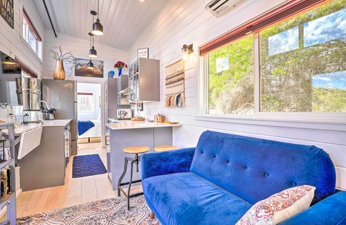 Clarkdale House | Modern Clarkdale Tiny Home on Mingus Mountain