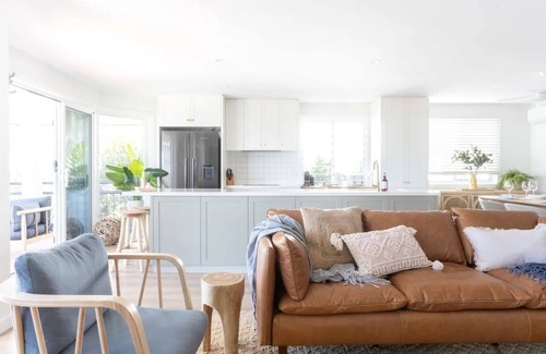 Kingscliff Apartment | Modern coastal charm in Kingscliff!