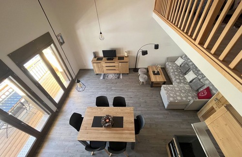 Pralognan-la-Vanoise Apartment | Modern comfort with mezzanine near the cable car
