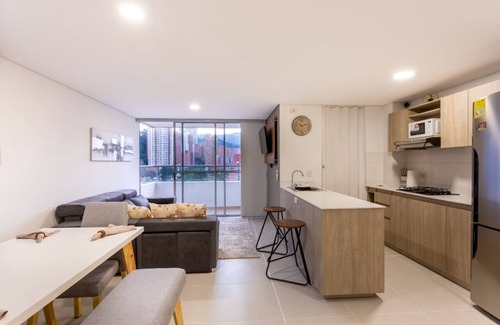 Sabaneta Apartment | Modern comfort and authentic Medellin charm.nfree parking, fast wifi