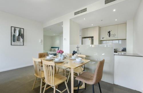 Hurstville Apartment | Modern Comfort Hurstville 2BR Wifi Train Business