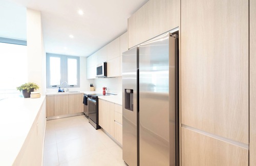 Isla Verde Apartment | Modern Comfort in Central Isla Verde