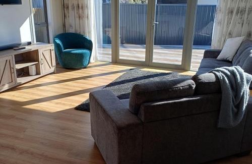 Alexandra House | Modern & Comfort in Central Alexandra