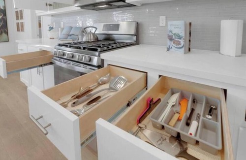 Lathrop House | Modern Comfort: Stanford Crossing Edition