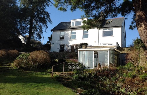 Stoke Fleming Apartment | Modern Comfortable Apartment, 15 min walk to Blackpool Sands Beach