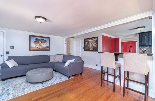 Madison Cottage | Modern comforts of home, close to all the amenities Madison Alabama has to offer