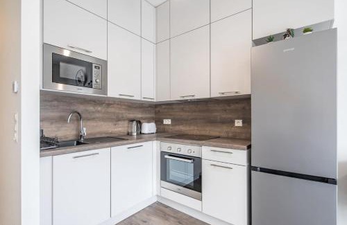 Nadorkert Apartment | Modern Comfy Stay next to the River