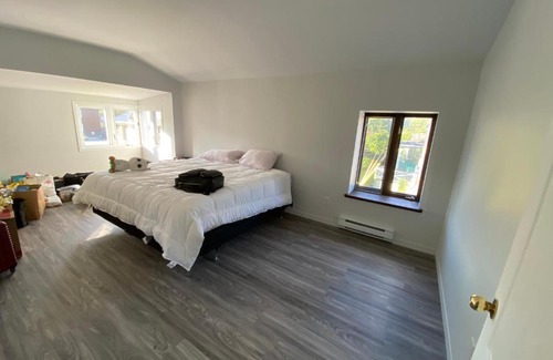 Saint-Sauveur-des-Monts Apartment | Modern Condo in the Heart of the Village