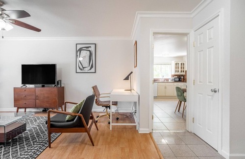 Concord House | Modern Concord 3BR w/Backyard + Patio, nr Mt Diablo, by Blueground