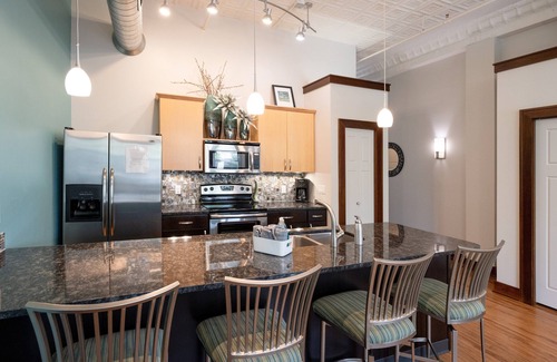 Holland Condo | Modern Condo Downtown Holland: The Erie