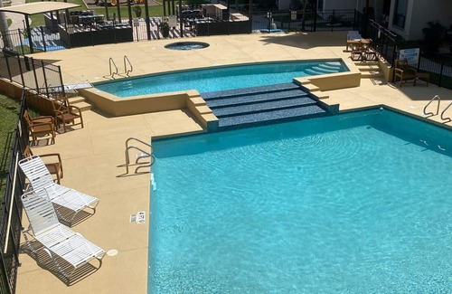 Mission Condo | Modern Condo Family Friendly