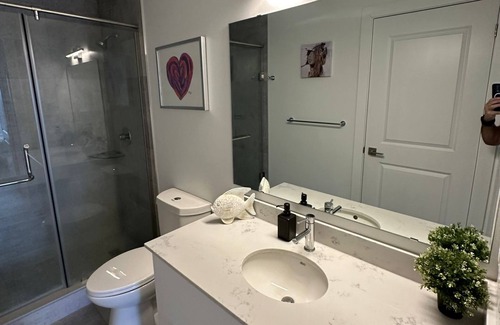 Cambridge Apartment | Modern Condo in Downtown Cambridge - monthly options .