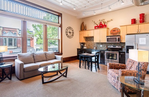 Holland Condo | Modern Condo in Downtown Holland: The Macatawa