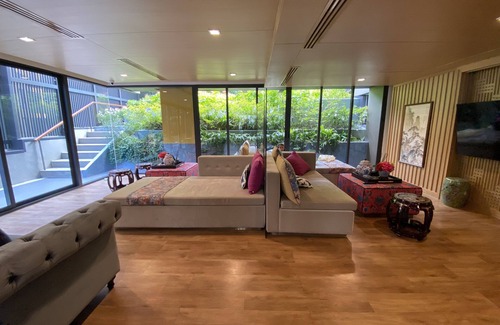 Phuket Condo | Modern Condo w/Swimming Pool and Gym, 1min walk to Central Phuket