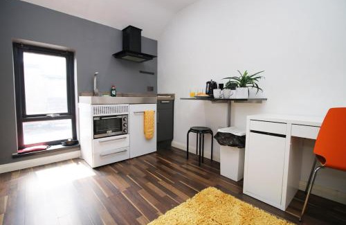 Plasnewydd Apartment | Modern & Cosy Studio -Near Cardiff City Centre