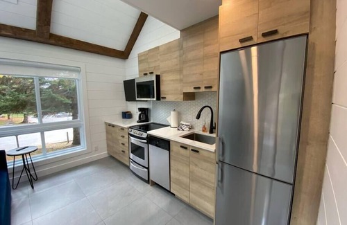 Mont-Tremblant Pedestrian Village House | Modern Cottage in the Tremblant Ski Village