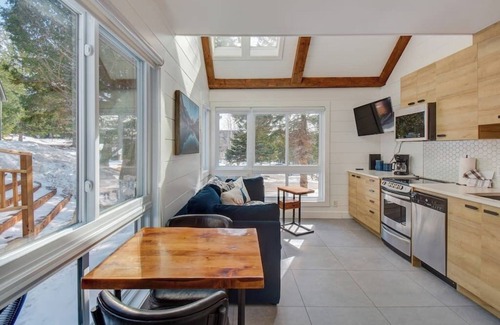 Mont-Tremblant Pedestrian Village House | Modern Cottage in the Tremblant Ski Village
