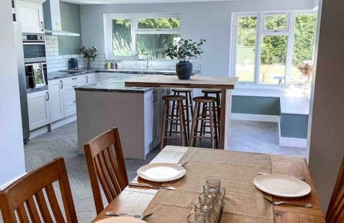 New Forest District Cottage | Modern cottage on edge of New Forest