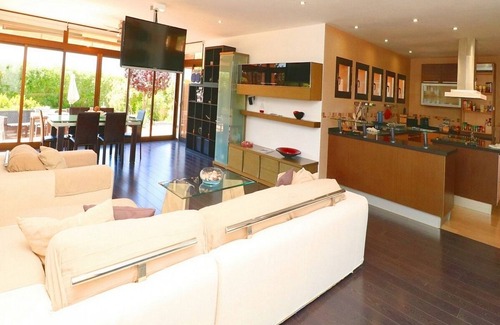 Es Palmer Villa | Modern Countryside Villa with Private Pool ideally located just 6 minutes drive to Es Trenc Beach!