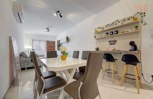 Marsaskala Apartment | Modern & Cozy 3BR Maisonette with private Terrace