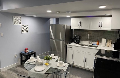Southwest Edmonton House | Modern, cozy and private suite basement in South West Edmonton