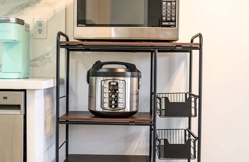 Monterey Park Apartment | Modern Cozy Retreat Stylish Stay With Patio Parking