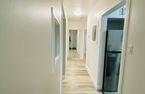 North Central Edmonton Apartment | Modern Cozy Retreat Close to Downtown