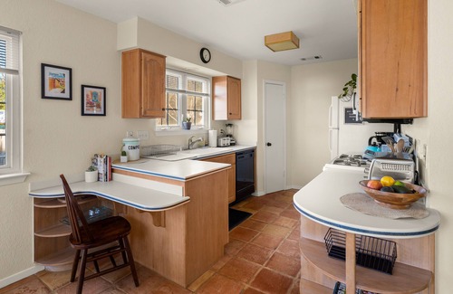 Woodstone Village House | Modern, cozy retreat in Austin city limits! Pet-friendly! Strong WiFi!