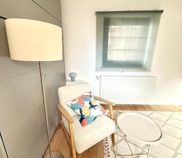 Alexanderfeld Apartment | Modern Cozy Studio Apartment & Terrace