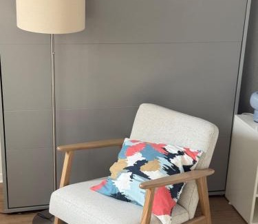 Alexanderfeld Apartment | Modern Cozy Studio Apartment & Terrace