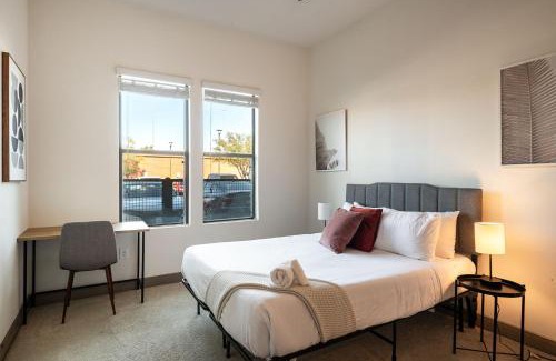 Tempe Apartment | Modern CozySuites on the Town Lake waterfront 12