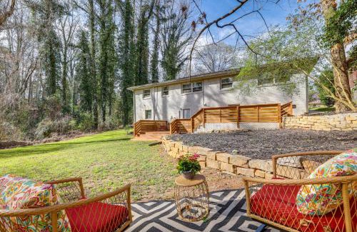 Belvedere Park Apartment | Modern Decatur Getaway about 8 Mi to Downtown Atlanta!