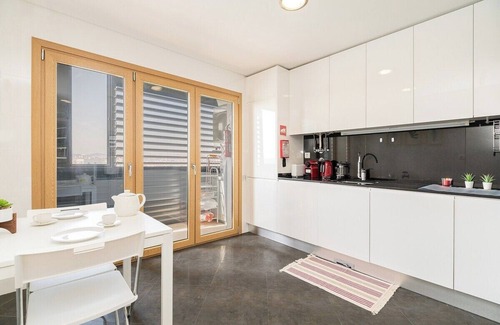 Santa Clara Apartment | Modern Deco Apartment with Balcony