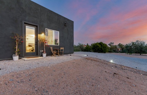 Pinnacle Peak House | Modern Desert Oasis + Scottsdale/Carefree/Cave Creek (No Smoking)