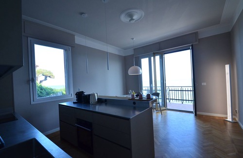 Imperia Apartment | Modern design apartment directly on the beach with frontal sea view and dream ba