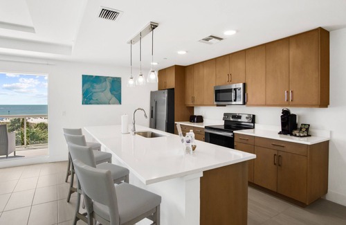 Clearwater Beach Condo | Modern Design Gulf Facing Condo on the Beach