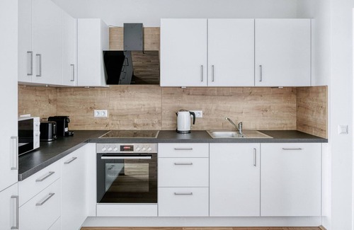 Donaustadt Apartment | Modern Donaustadt 1BR near Kirschblütenpark & Metro U1, by Blueground