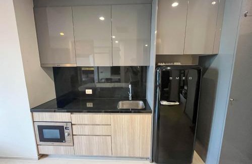 Ploenchit Apartment | Modern downtown apartment in chidlom