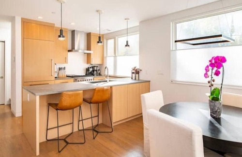 Central Boulder House | Modern Downtown Boulder Home, Rooftop Deck & Flatiron Views